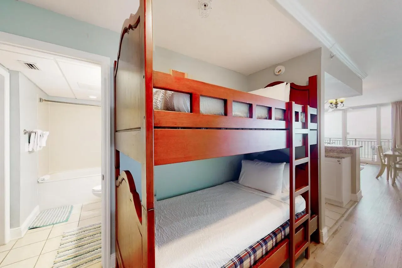 Emerald Beach Resort 0735 بنما سيتي بيتش